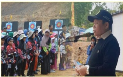 KAKANWIL KEMENTERIAN AGAMA PROV. KALTIM MEMBUKA MADTSANDA ARCHERY OPEN KALTIM ZONE 2023 DI MTsN 2 BALIKPAPAN